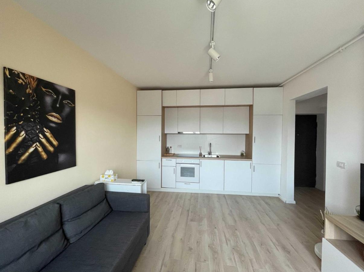 Platinum Luxury Apartment Near Presidential Palace Bucharest Exterior photo